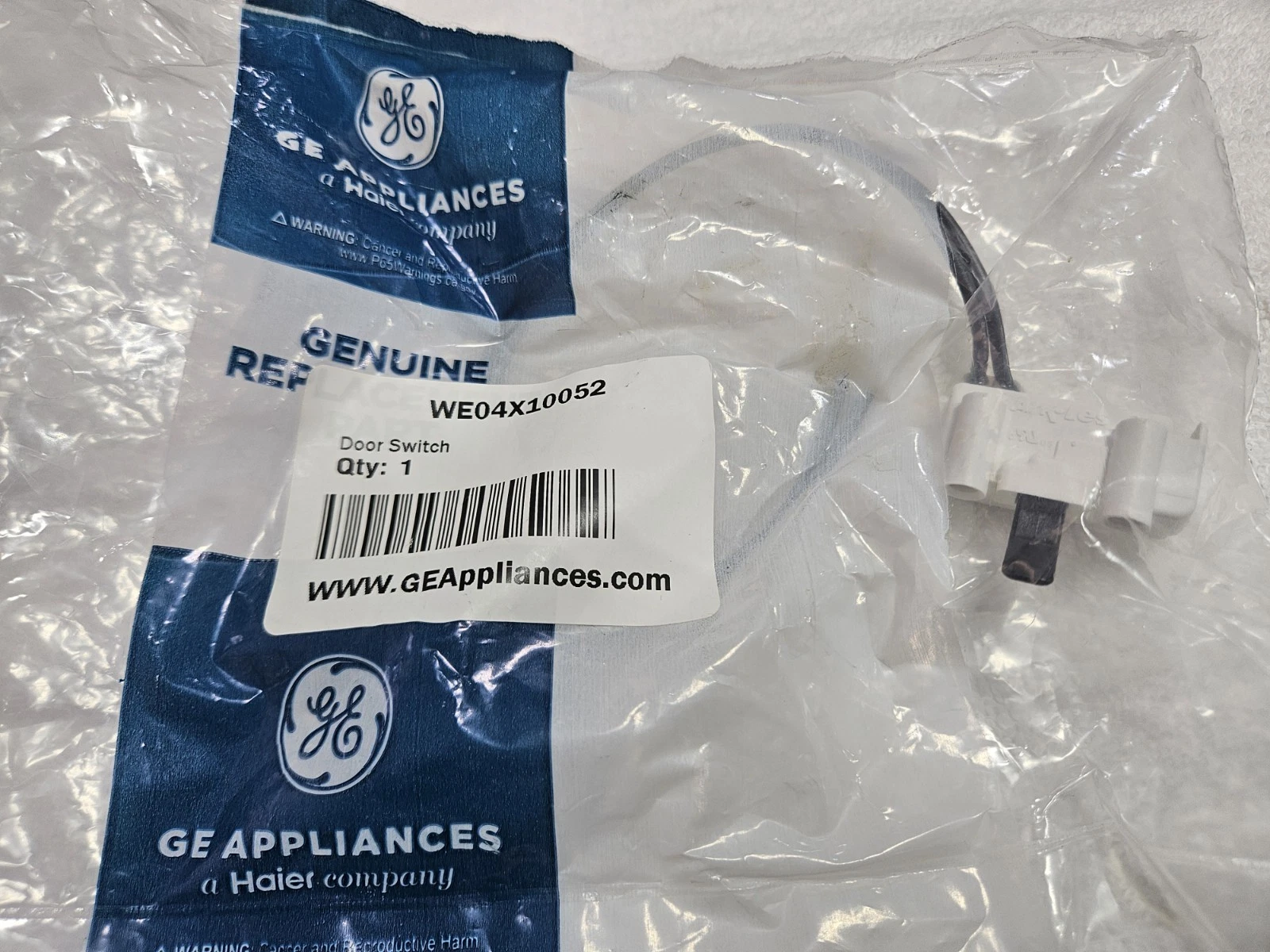 General Electric WE04X10052 DRYER DOOR SWITCH ASSE